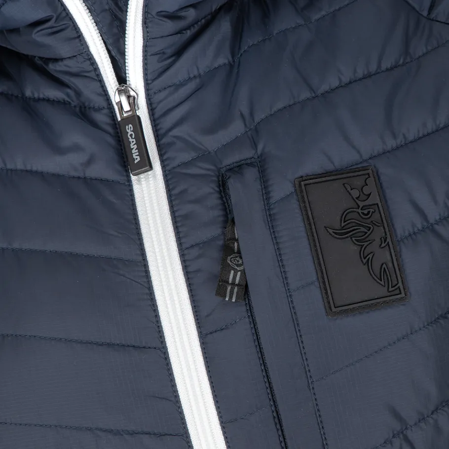 veste_isolante_avec_capuche_pour_femme_5.webp Vestes Et Gilets*Scania Veste isolante avec capuche pour femme